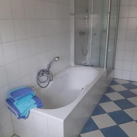 Ferienwohnung-christa-salem شقة *